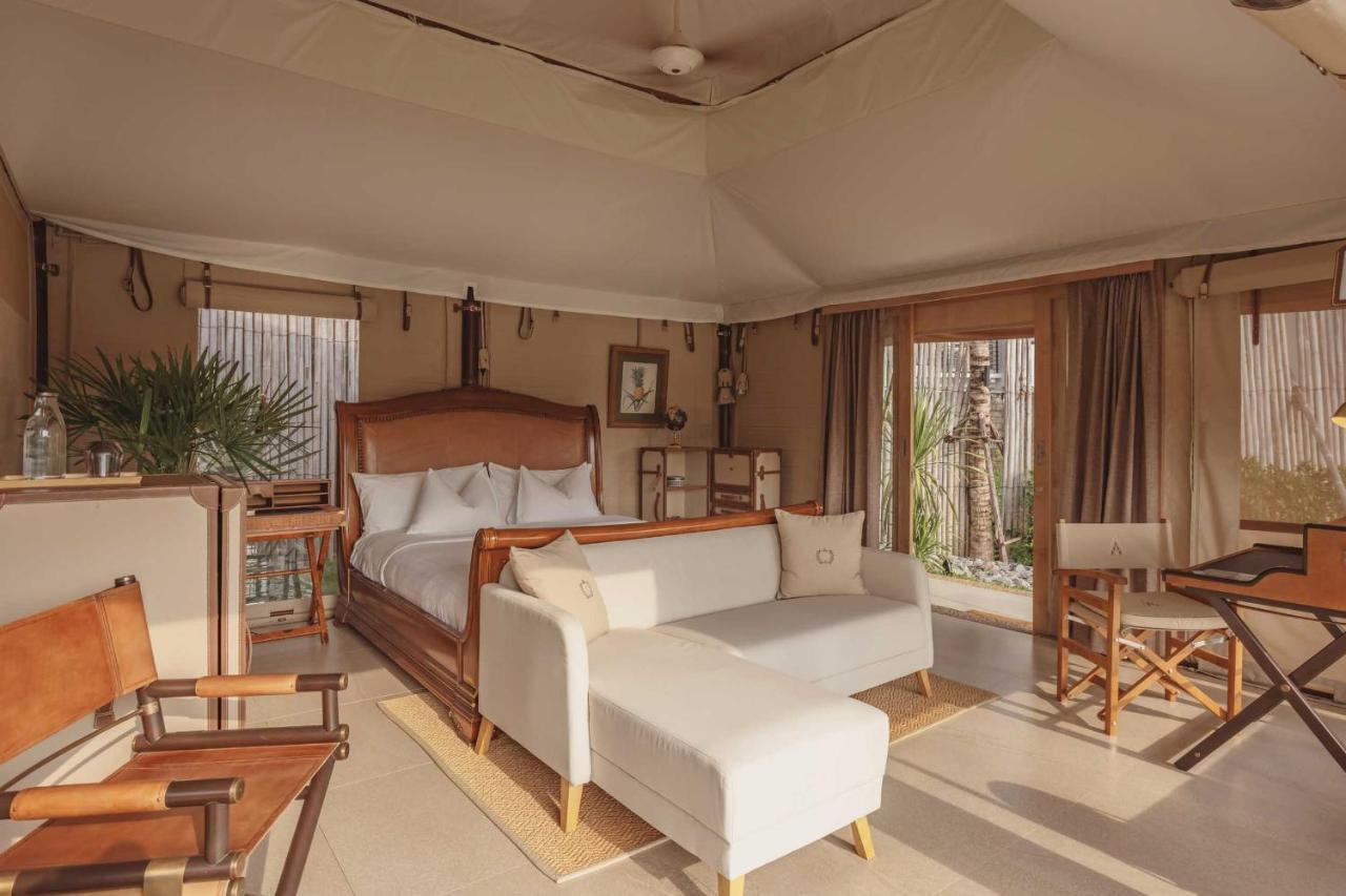 Отель Aladdin Luxury Camp Пхукет Экстерьер фото