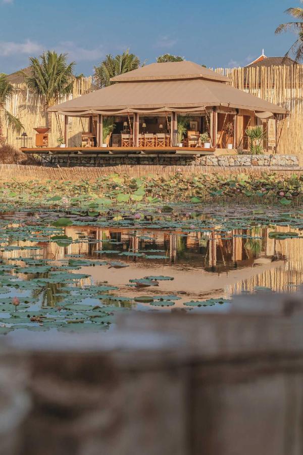 Отель Aladdin Luxury Camp Пхукет Экстерьер фото